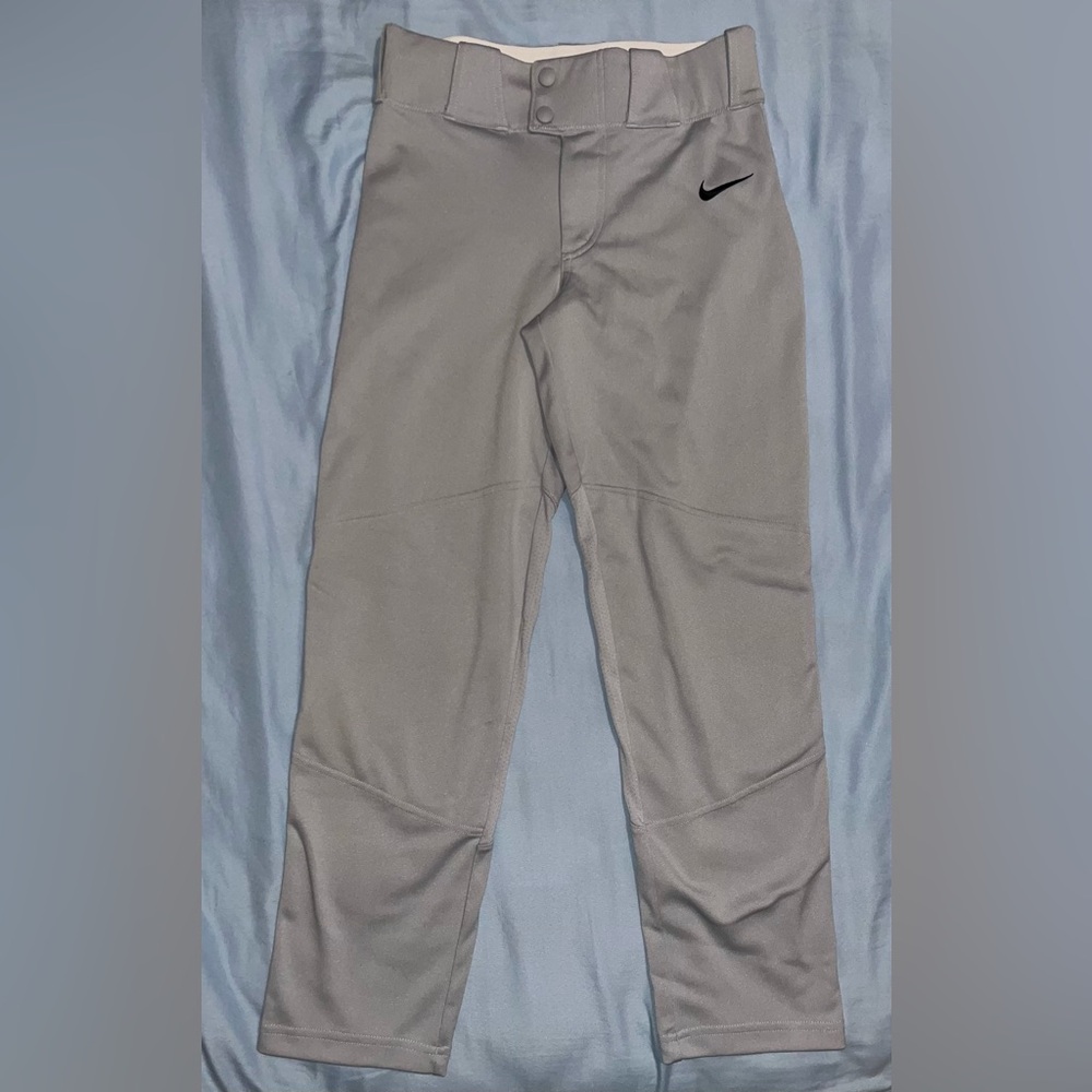 Nike men’s gray baseball pants - size Large